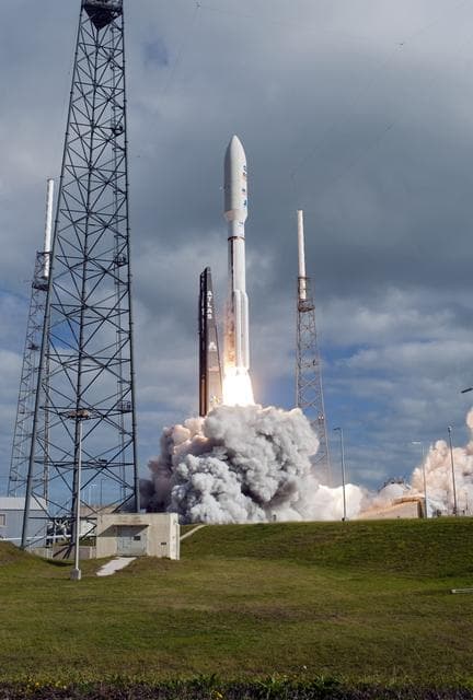 NASA image: KSC-2011-8004