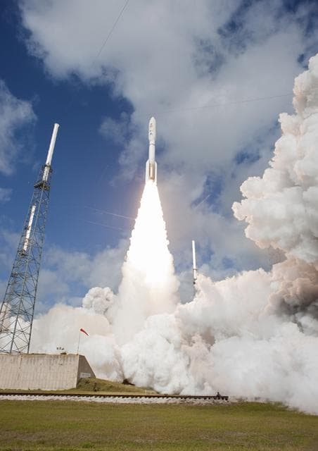 NASA image: KSC-2011-8008