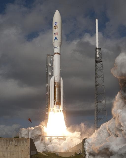 NASA image: KSC-2011-8030