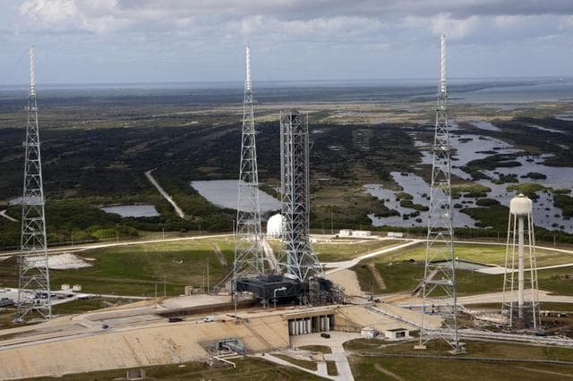 NASA image: KSC-2011-8041