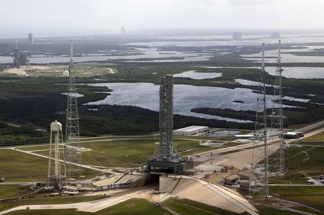 NASA image: KSC-2011-8045