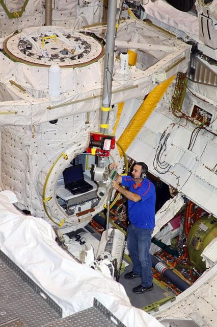 NASA image: KSC-2011-8057