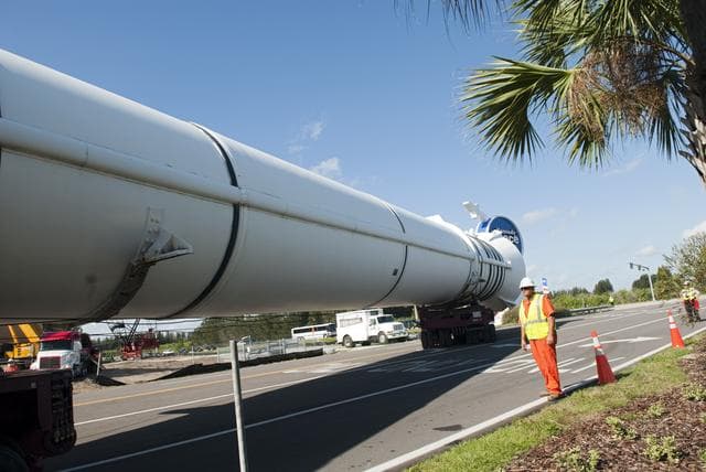 NASA image: KSC-2011-8076