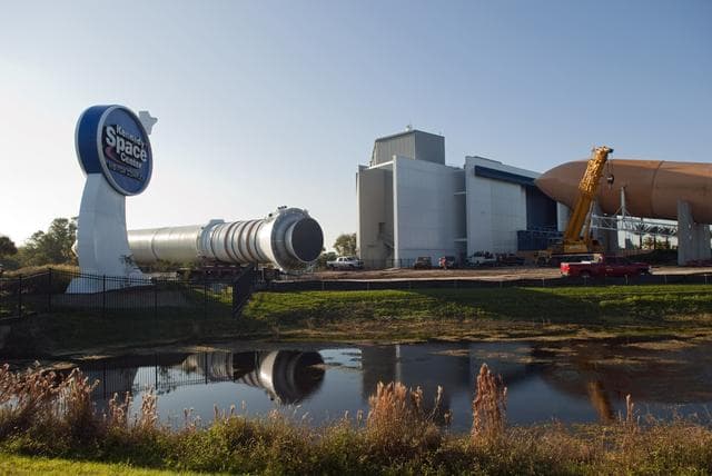 NASA image: KSC-2011-8131