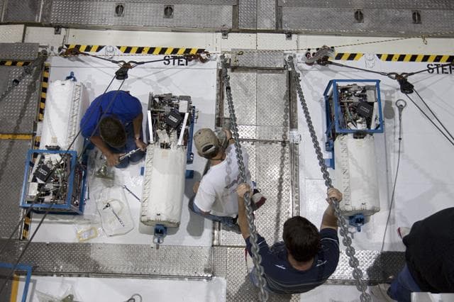 NASA image: KSC-2011-8289