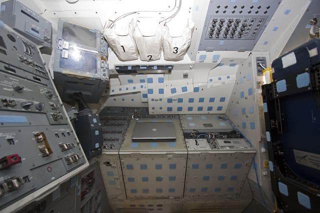 NASA image: KSC-2011-8370