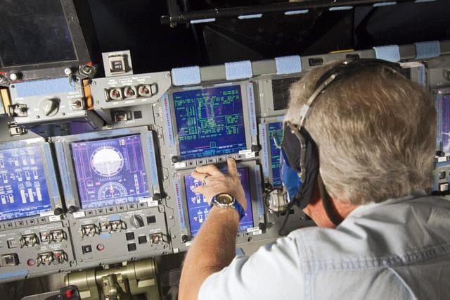 NASA image: KSC-2011-8375