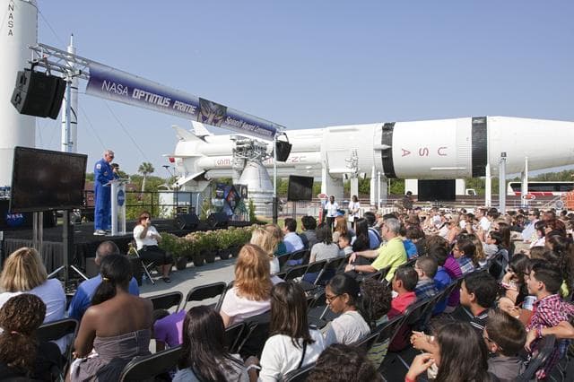 NASA image: KSC-2012-2040
