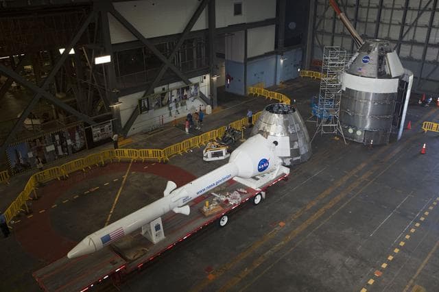 NASA image: KSC-2012-4321