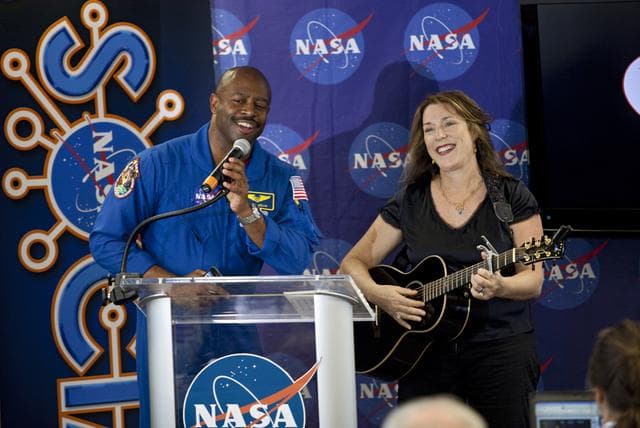 KSC-2012-4617