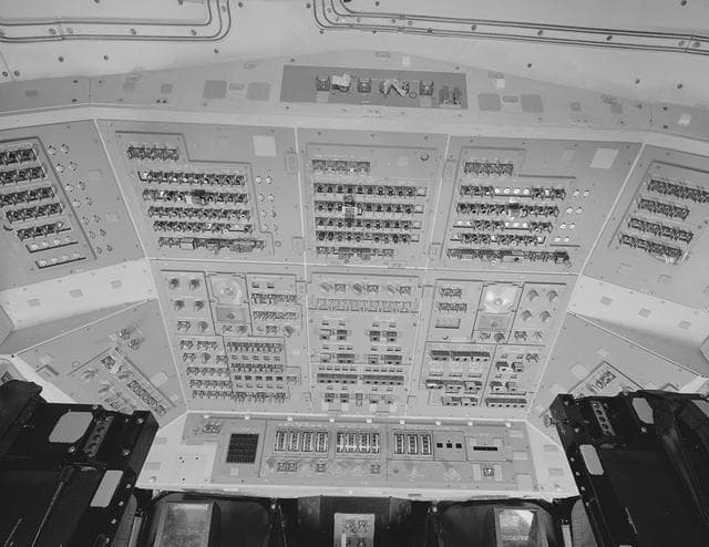 NASA image: KSC-20130114-PH-JW_sts89