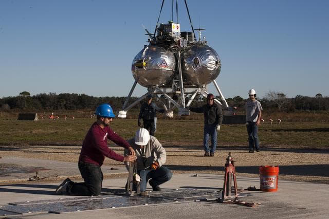 NASA image: Morpheus Campaign 1A Set-up and Liftoff