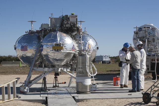NASA image: Morpheus Campaign 1A Set-up and Liftoff