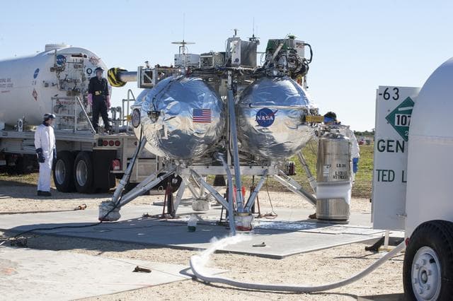 NASA image: Morpheus Campaign 1A Set-up and Liftoff
