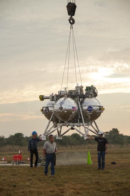 NASA image: Morpheus Trailered to the SLF