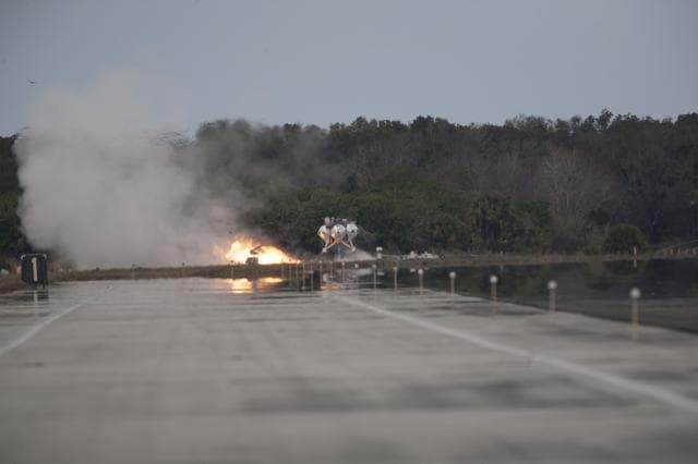 NASA image: Morpheus Campaign 1A Liftoff