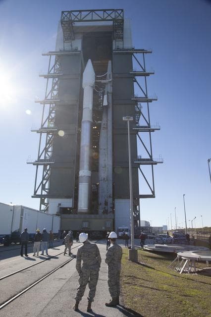 NASA image: TDRS-L Roll to Pad 41