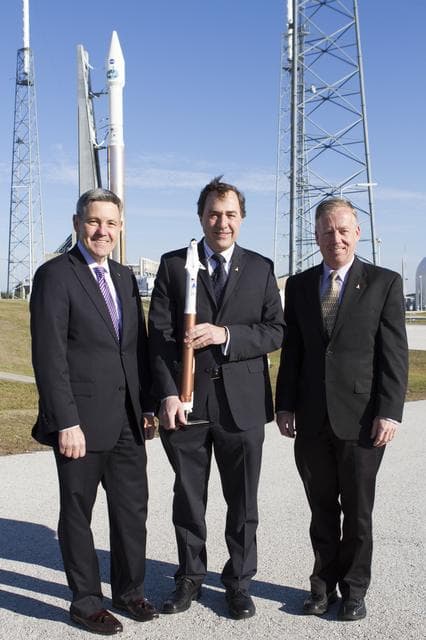 NASA image: Dreamchaser and VIP's