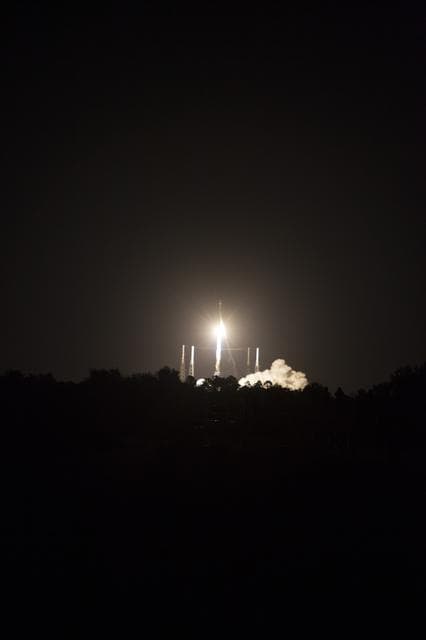 NASA image: TDRS-L Liftoff