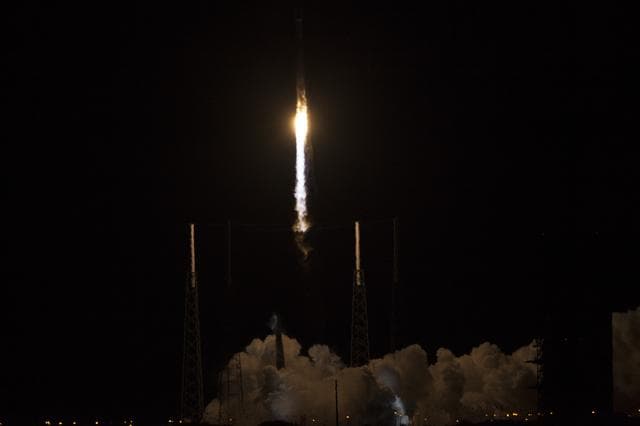 NASA image: TDRS-L Liftoff