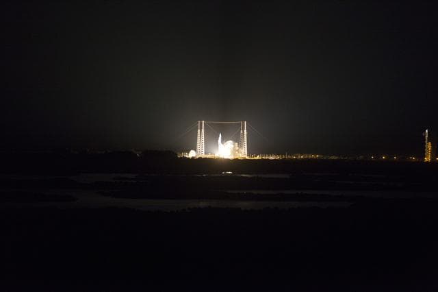 NASA image: TDRS-L Liftoff