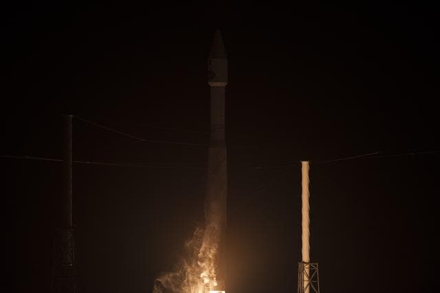 NASA image:  TDRS-L Liftoff