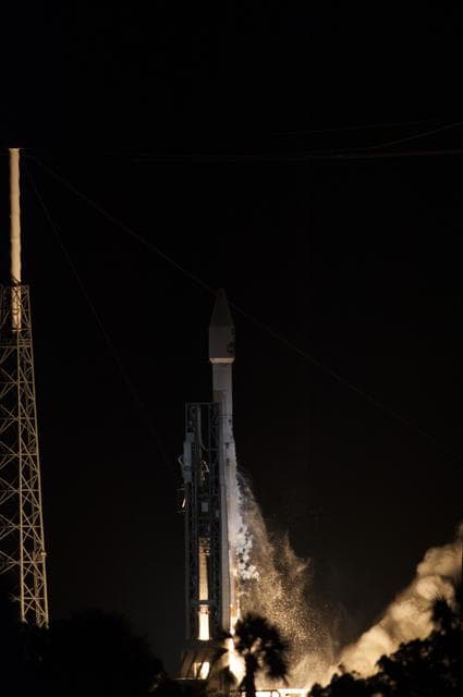NASA image: TDRS-L Liftoff