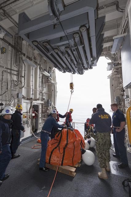NASA image: Orion Underway Recovery Test for EFT-1