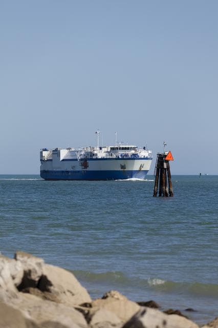 NASA image: Delta Mariner arrival with EFT-1 Booster