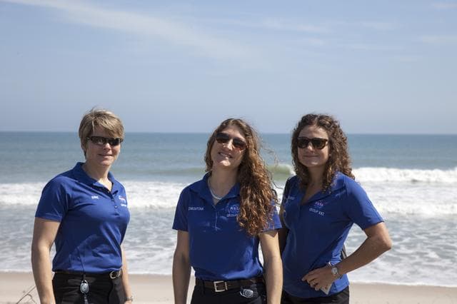 NASA image: ASCANS Lunch at Beach House