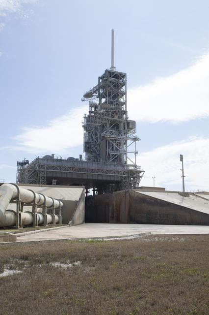 NASA image: Latest Overall Look of Pad 39A