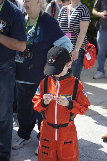 NASA image: Ceremony Honoring Connor Johnson