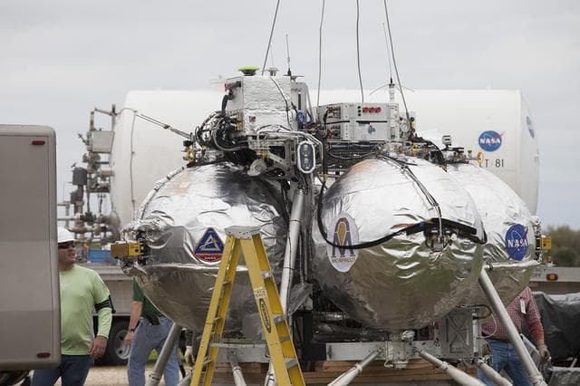 NASA image: Morpheus Alhat Tether Test Preparations