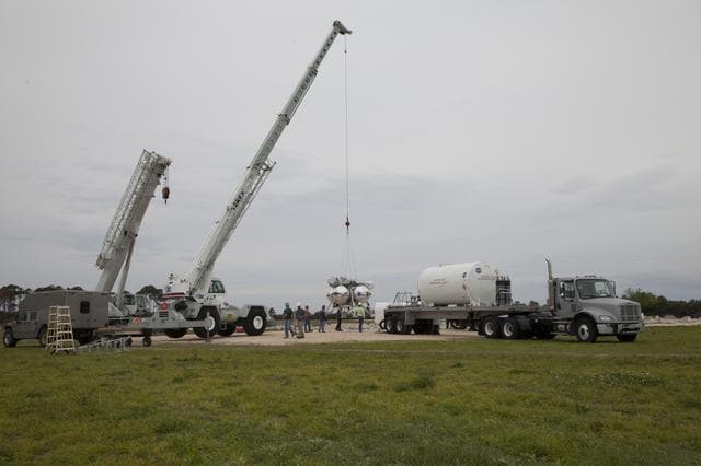 NASA image: Morpheus Alhat Tether Test Preparations
