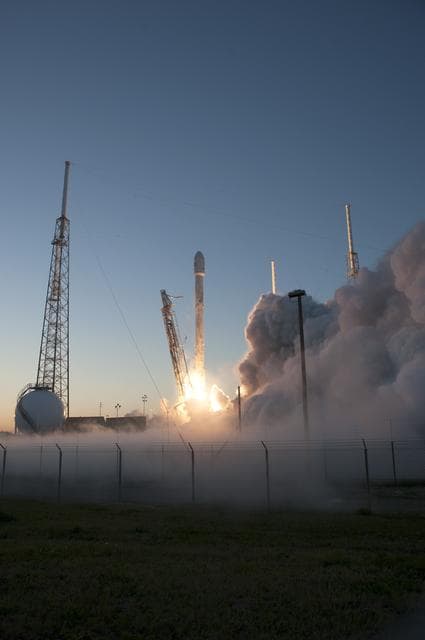 NASA image: KSC-2015-1359