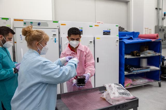 NASA image: CRS-21 Science Experiments Unpacking