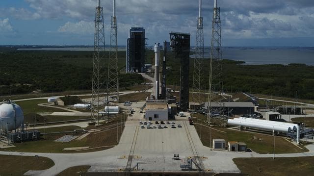 NASA image: Boeing CFT Rollout for Launch - DRONE