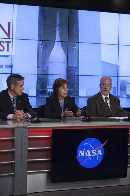NASA image: Orion Move to Pad Press Conference