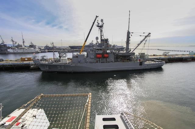 NASA image: USS Anchorage Leaves Port for Launch of Orion