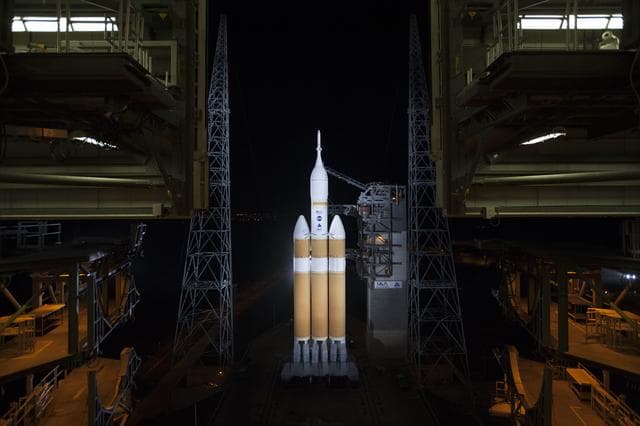 NASA image: Orion MST Rollback in Preparation for Launch