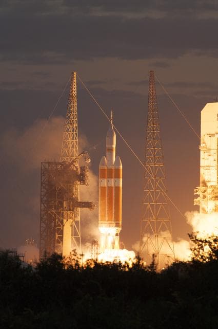 NASA image: Orion Launch from UCS-23