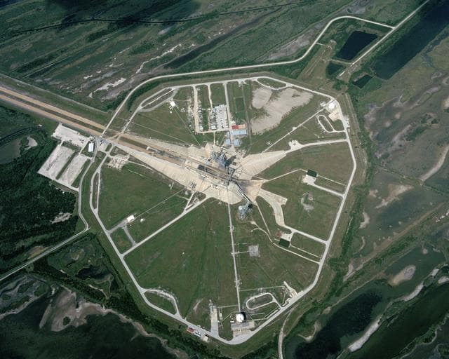 NASA image: KSC-389C-3061