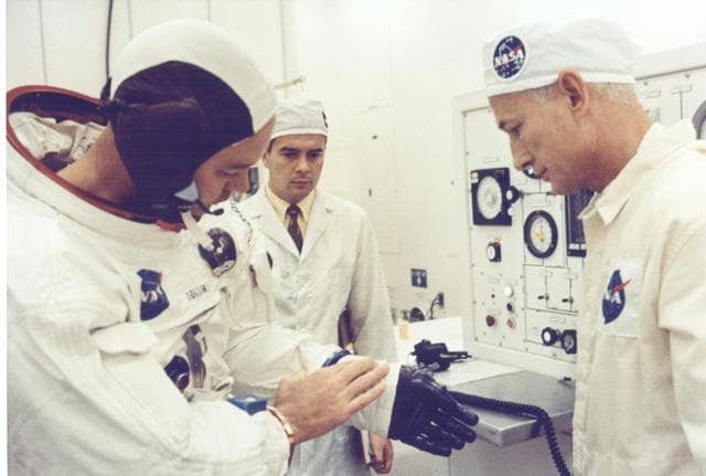 NASA image: KSC-69PC-373