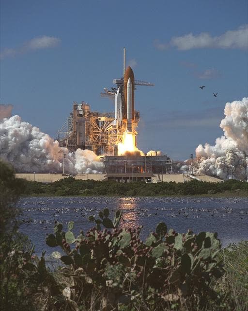 NASA image: KSC-94pc1387