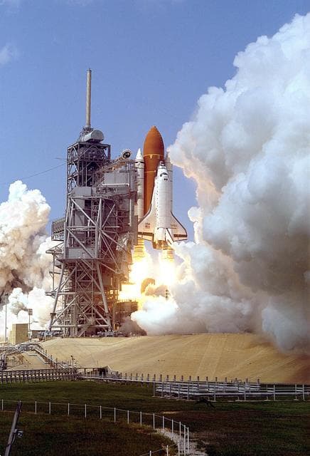 NASA image: KSC-95pc0918