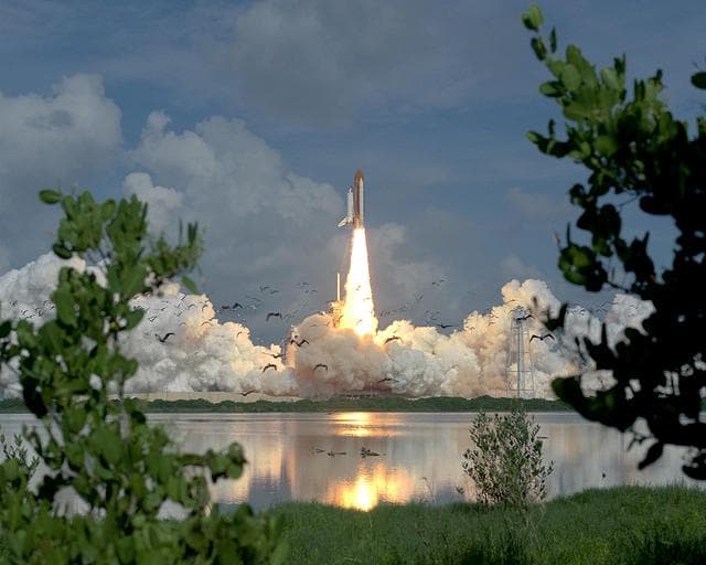 NASA image: KSC-95pc1013