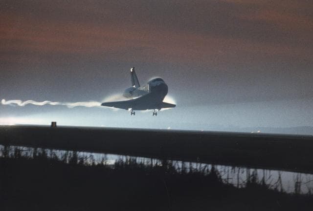 NASA image: KSC-96pc1334
