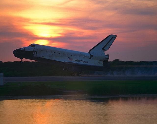 NASA image: KSC-97PC1261