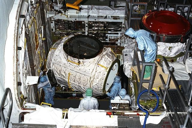 NASA image: KSC-97PC1463