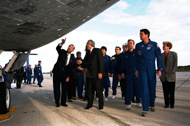 NASA image: KSC-97PC1746